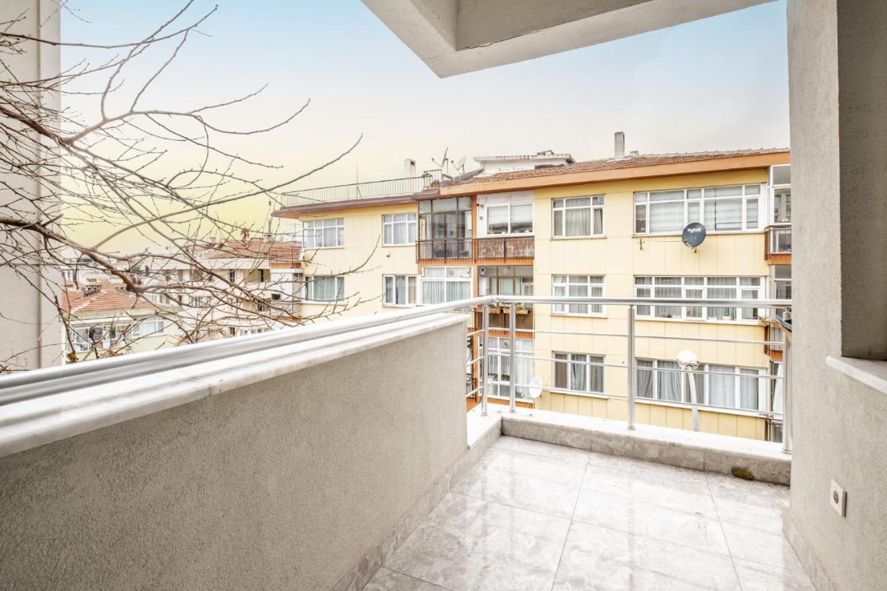 Vibrant Flat With Balcony In Maltepe Istanbul Exterior photo